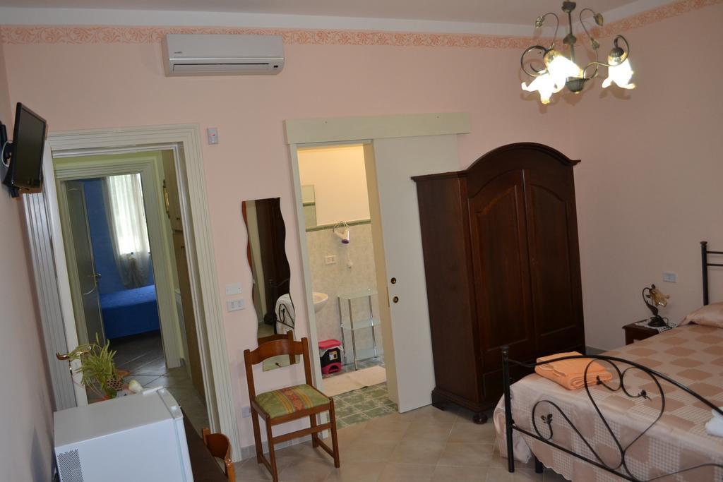 B&B Villa Bismi Монтероні-ді-Лечче Екстер'єр фото